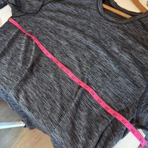 Lululemon Men's Gray Marled Exercise T-Shirt Size Large - Picture 5 of 5